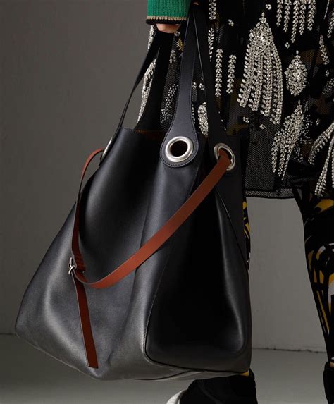 luxury hobo handbags